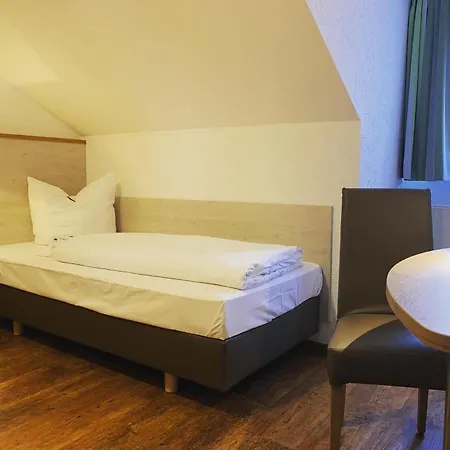 Hotel Waibstadter Hof *