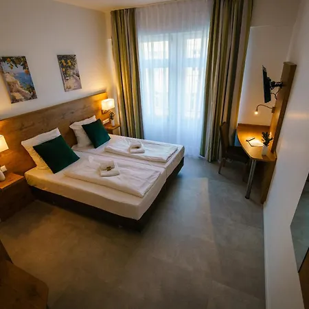 Hotel Waibstadter Hof *